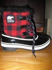 BRAND NEW Sorel Boots Size 9