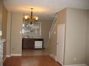 ---- 1090 Kipps Lane --- 2 bedroom townhouse available NOW !  