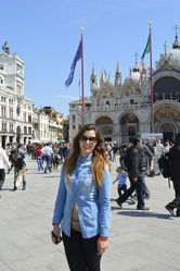 Single woman seeking a truthful, stable and long-lasting relationship